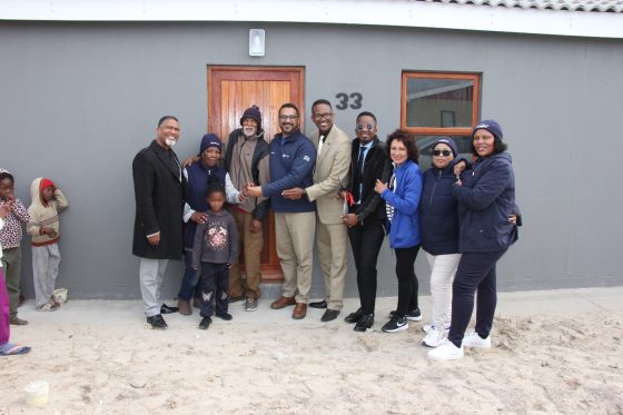 BLOMPARK’S LAST CHAPTER: Families Celebrate Home Ownership